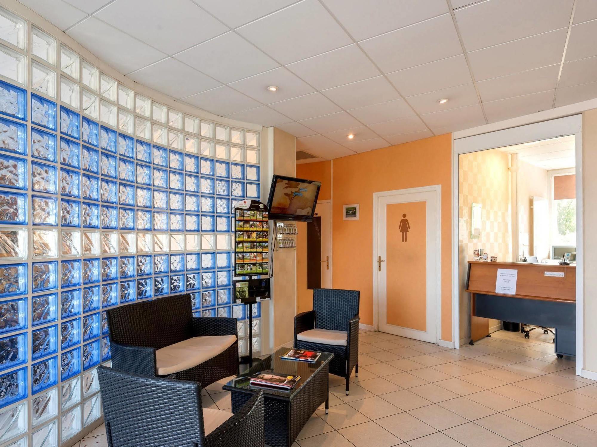 Hotellerie Jean Hotel 2*