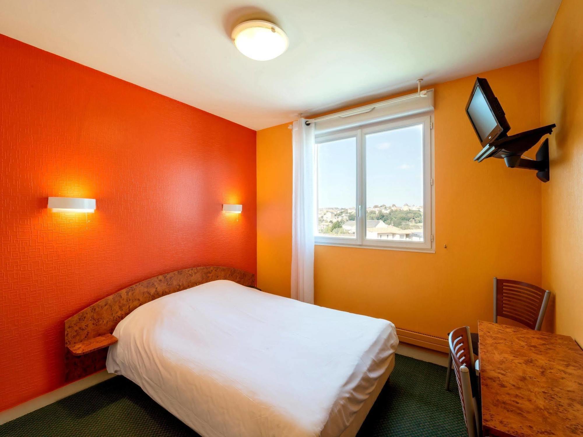 Hotellerie Jean 2*